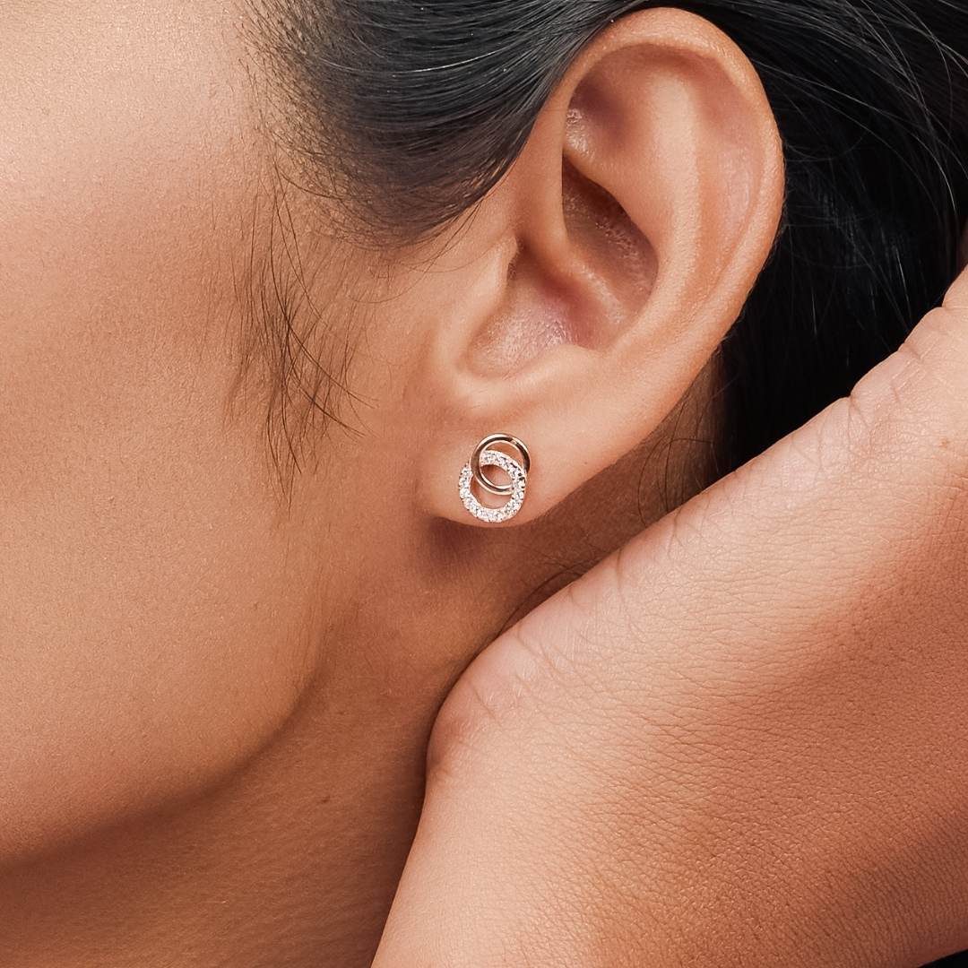 Intertwine Circle Earring