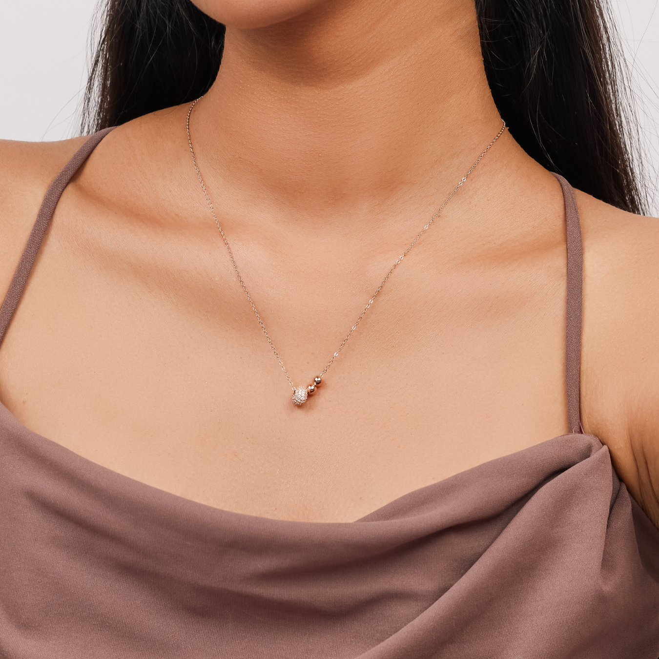 Minimal Sparkle Necklace