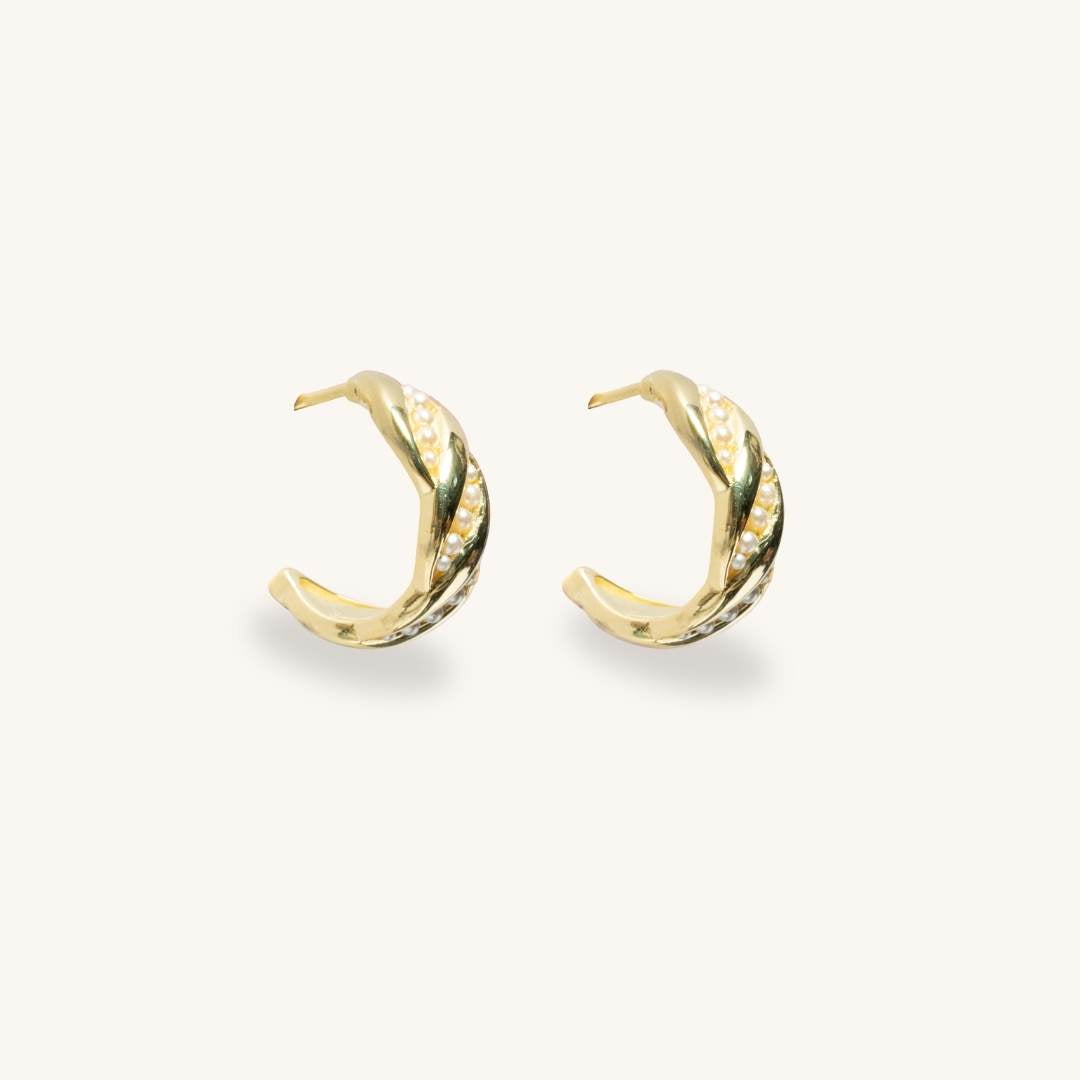 Pearl & Metal Hoop Earring
