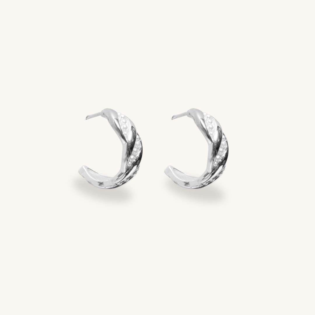 Pearl & Metal Hoop Earring